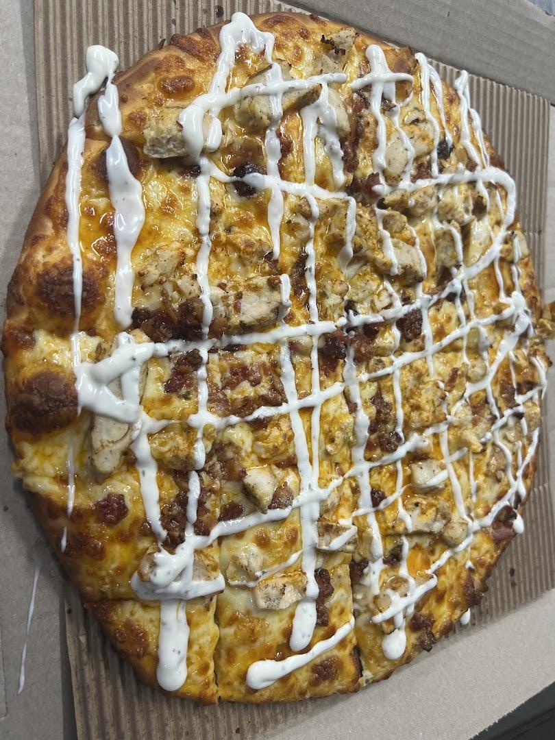 Pine Tree Cafe & Pizza